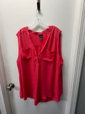 torrid coral Sleeveless Split-Neck Blouse